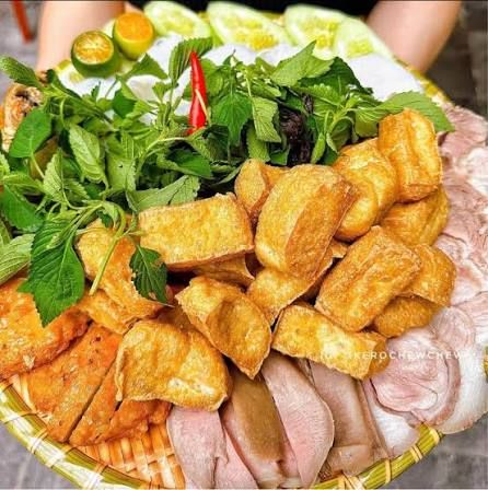 Nhân Viên Phục Vụ